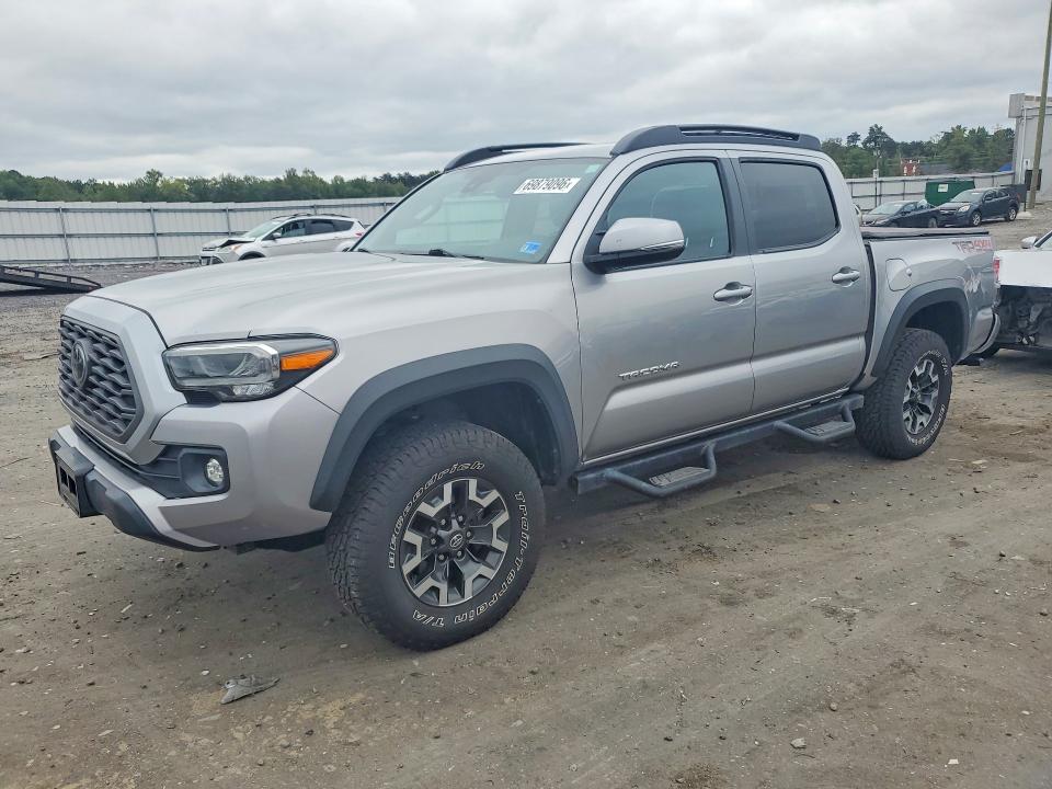 69879096 :رقم المزاد ، 3TYCZ5AN1MT037561 vin ، 2021 Toyota Tacoma مزاد بيع