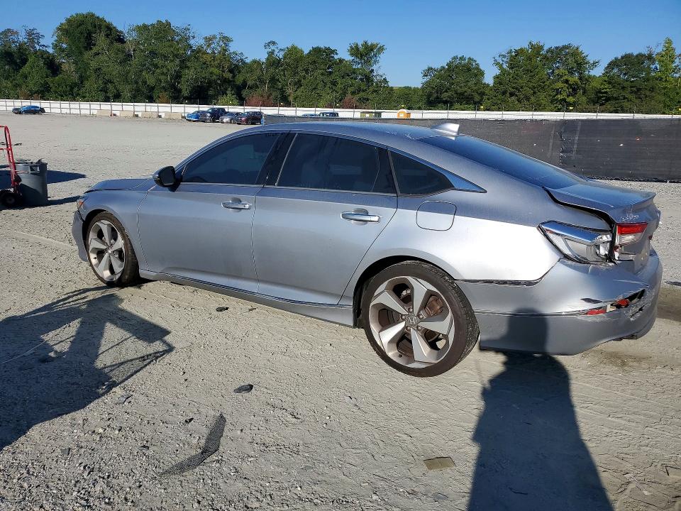 Продаж на аукціоні авто 2018 Honda Accord, vin: 1HGCV2F90JA025025, номер лоту: 63661546