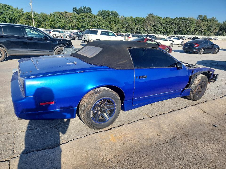68084126 :رقم المزاد ، 1G2FW87F4FL203681 vin ، 1985 Pontiac Firebird مزاد بيع