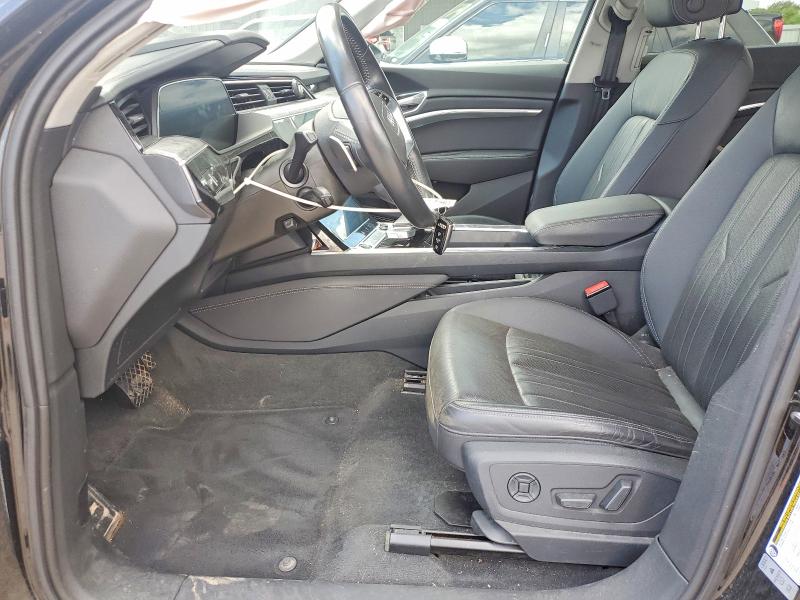 2021 Audi E-tron მანქანა იყიდება აუქციონზე, vin: WA1LABGE8MB020587, აუქციონის ნომერი: 67934036