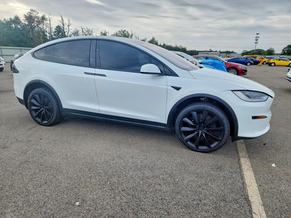 69103826 :رقم المزاد ، 7SAXCDE55PF371154 vin ، 2023 Tesla Model X مزاد بيع
