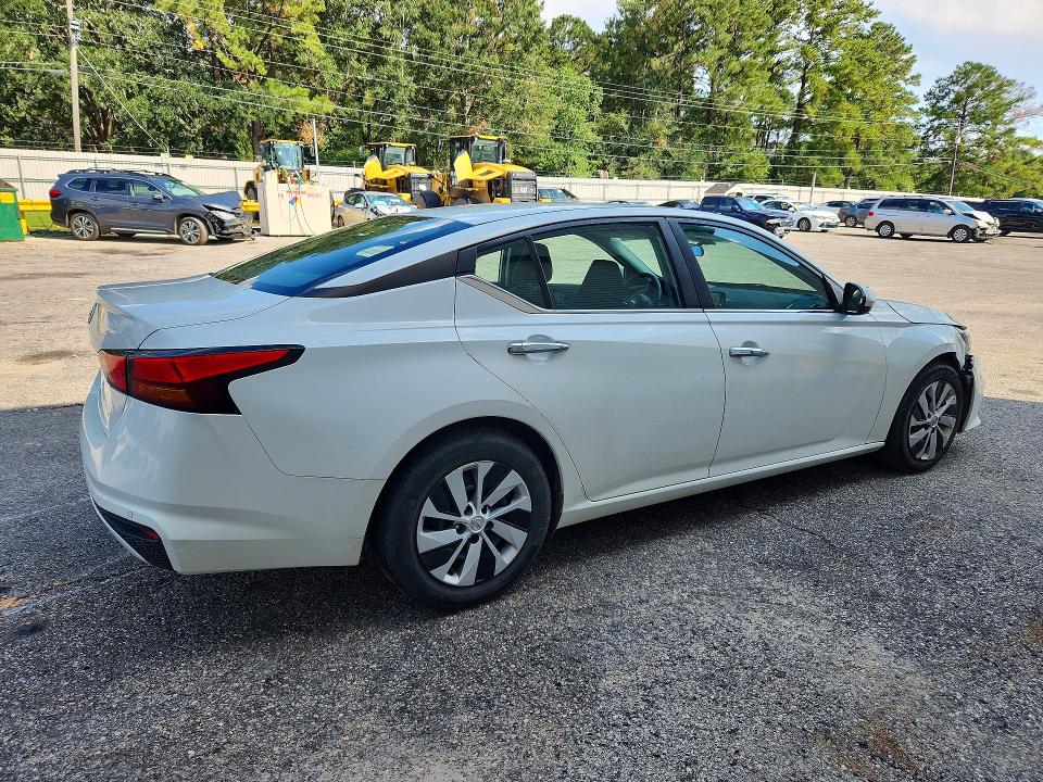 2022 Nissan Altima მანქანა იყიდება აუქციონზე, vin: 1N4BL4BV7NN336681, აუქციონის ნომერი: 67883756