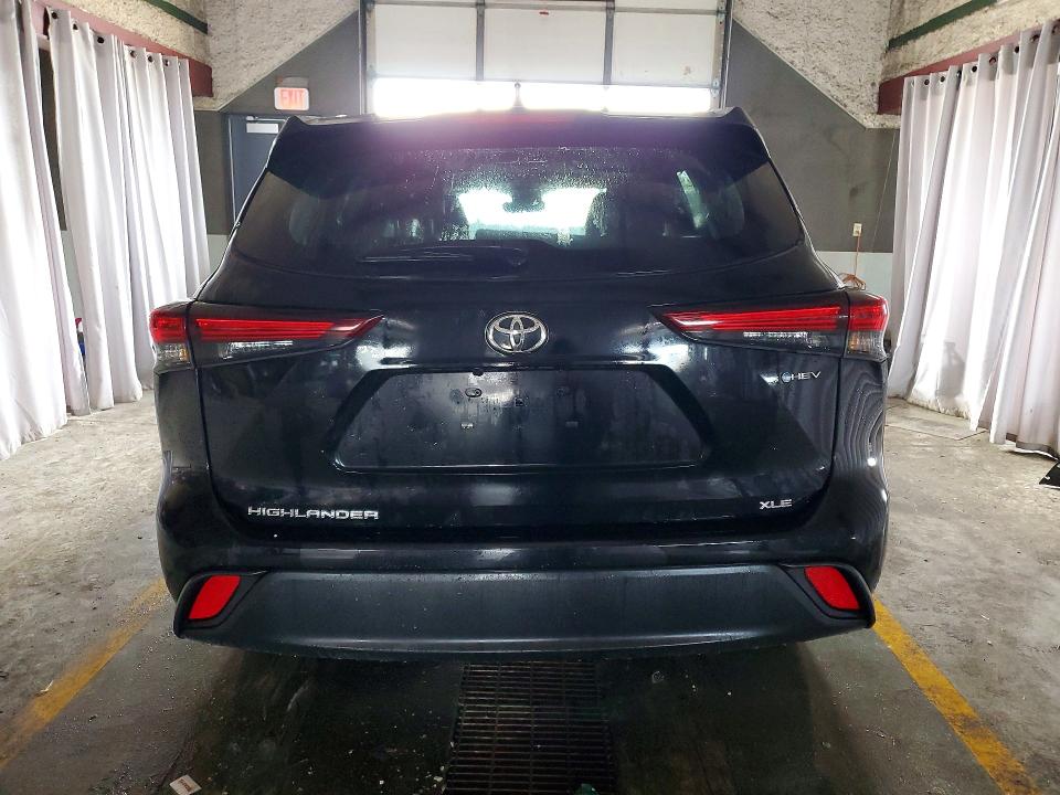 Продажа на аукционе авто 2026 Toyota Highlander Hybrid, vin: 5TDKBRCH3TS698291, номер лота: 69210176