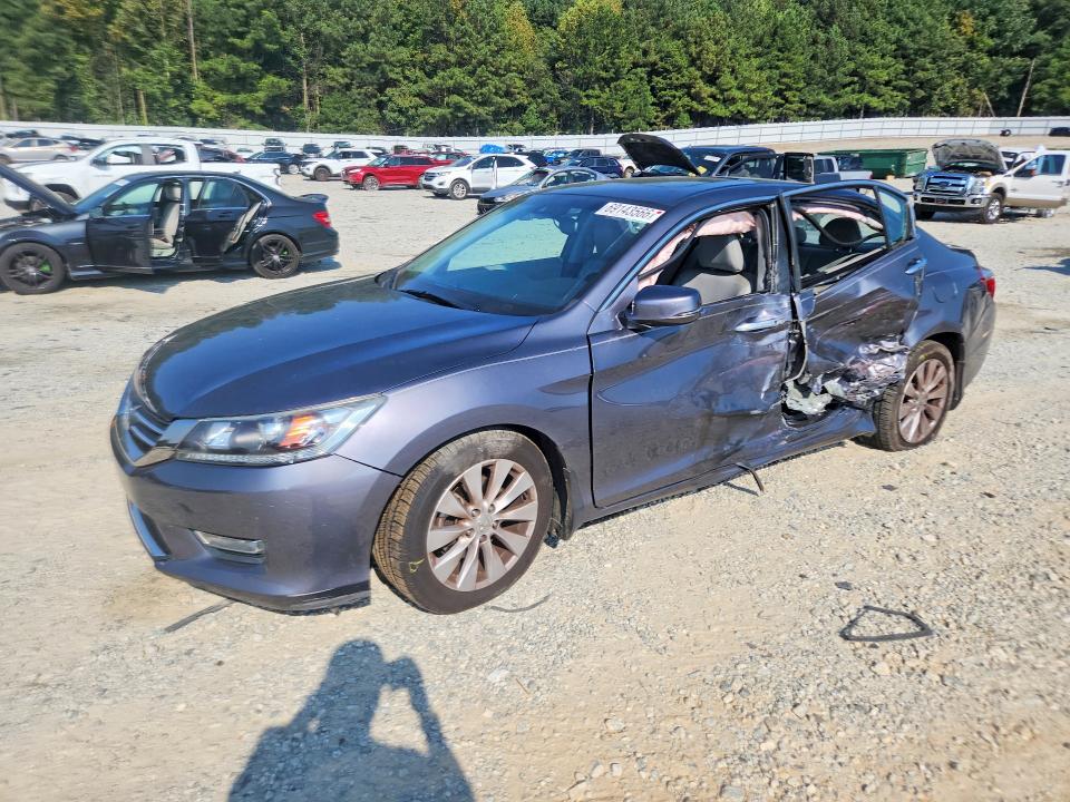 2013 Honda Accord მანქანა იყიდება აუქციონზე, vin: 1HGCR2F87DA098635, აუქციონის ნომერი: 69143566