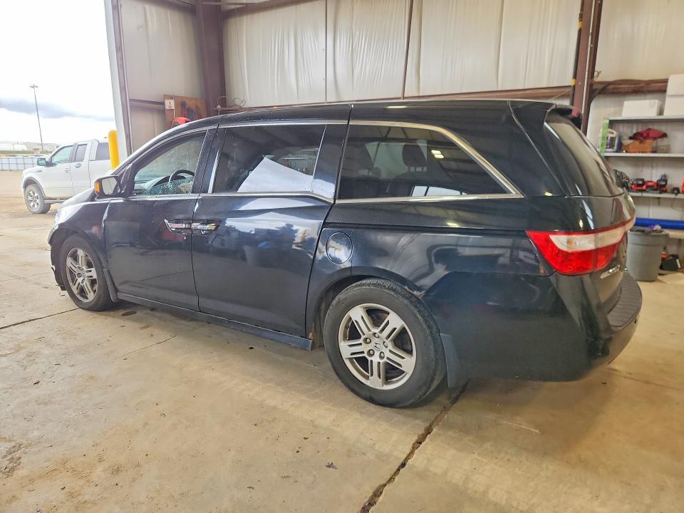 68088976 :رقم المزاد ، 5FNRL5H93DB505388 vin ، 2013 Honda Odyssey مزاد بيع