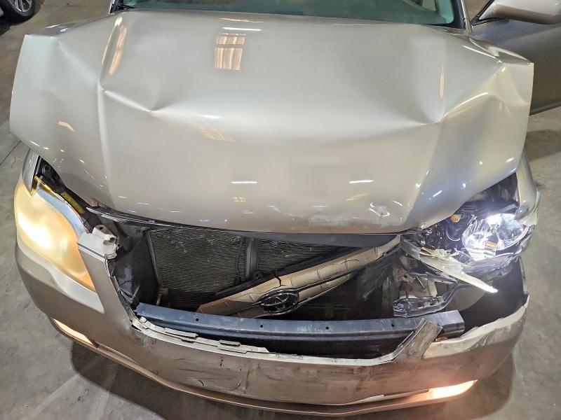 67931376 :رقم المزاد ، 4T1BK36B55U052037 vin ، 2005 Toyota Avalon مزاد بيع
