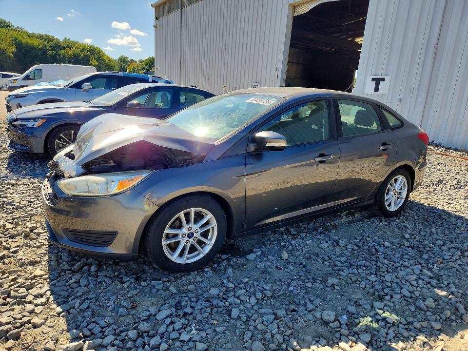 Auction sale of the 2015 Ford Focus, vin: 1FADP3F22FL263207, lot number: 69438706