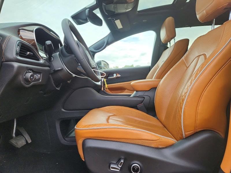 69127646 :رقم المزاد ، 2C4RC1N74PR504514 vin ، 2023 Chrysler Pacifica مزاد بيع
