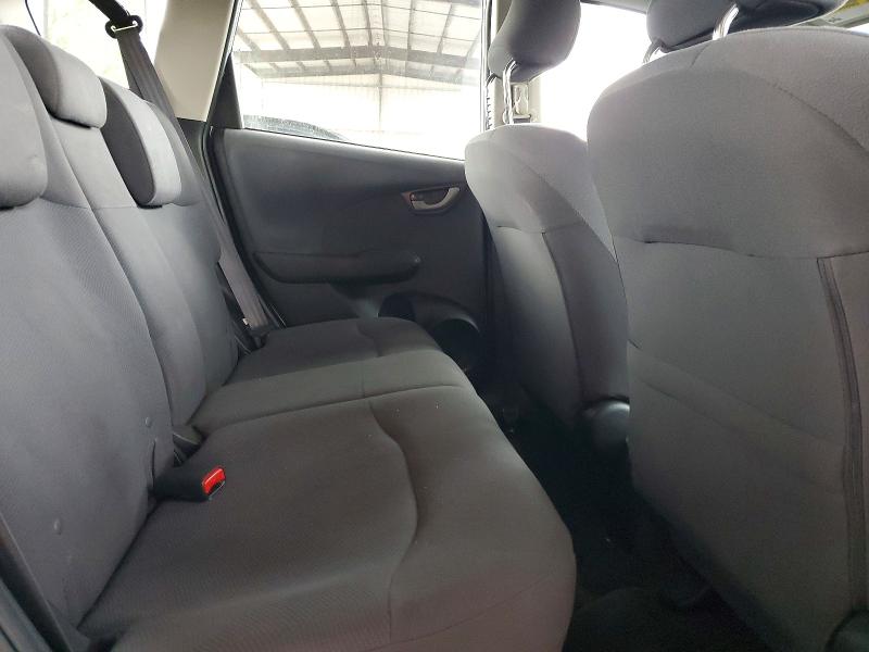 67318366 :رقم المزاد ، JHMGE8H37DC078131 vin ، 2013 Honda Fit مزاد بيع