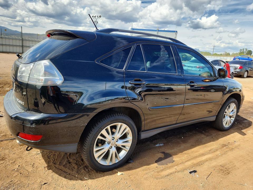 Продажа на аукционе авто 2007 Lexus Rx, vin: 2T2HK31U17C013058, номер лота: 68703556