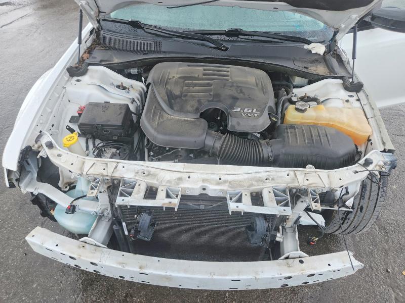 68179406 :رقم المزاد ، 2C3CCAAG6KH612129 vin ، 2019 Chrysler 300 مزاد بيع
