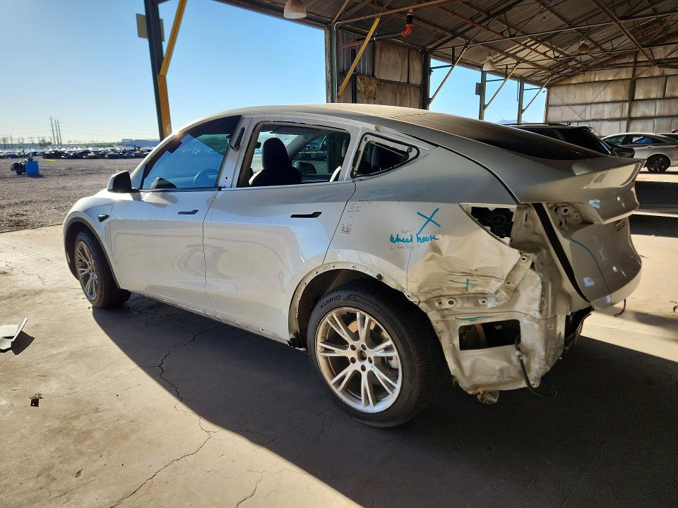 2022 Tesla Model Y მანქანა იყიდება აუქციონზე, vin: 7SAYGDEE9NA015776, აუქციონის ნომერი: 69393576