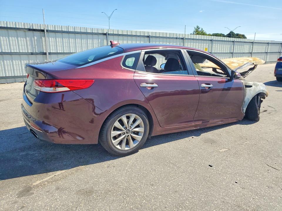 Продажа на аукционе авто 2017 Kia Optima, vin: 5XXGT4L39HG141341, номер лота: 68210396