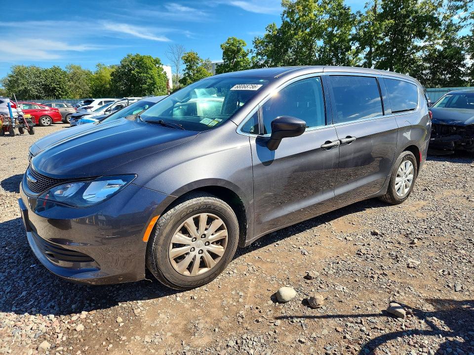 68068756 :رقم المزاد ، 2C4RC1AG3JR114355 vin ، 2018 Chrysler Pacifica مزاد بيع