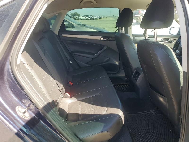 2014 Volkswagen Passat მანქანა იყიდება აუქციონზე, vin: 1VWBP7A34EC011687, აუქციონის ნომერი: 71388126