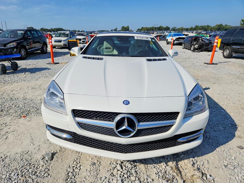 67245196 :رقم المزاد ، WDDPK5HA6EF083673 vin ، 2014 Mercedes-benz Slk مزاد بيع