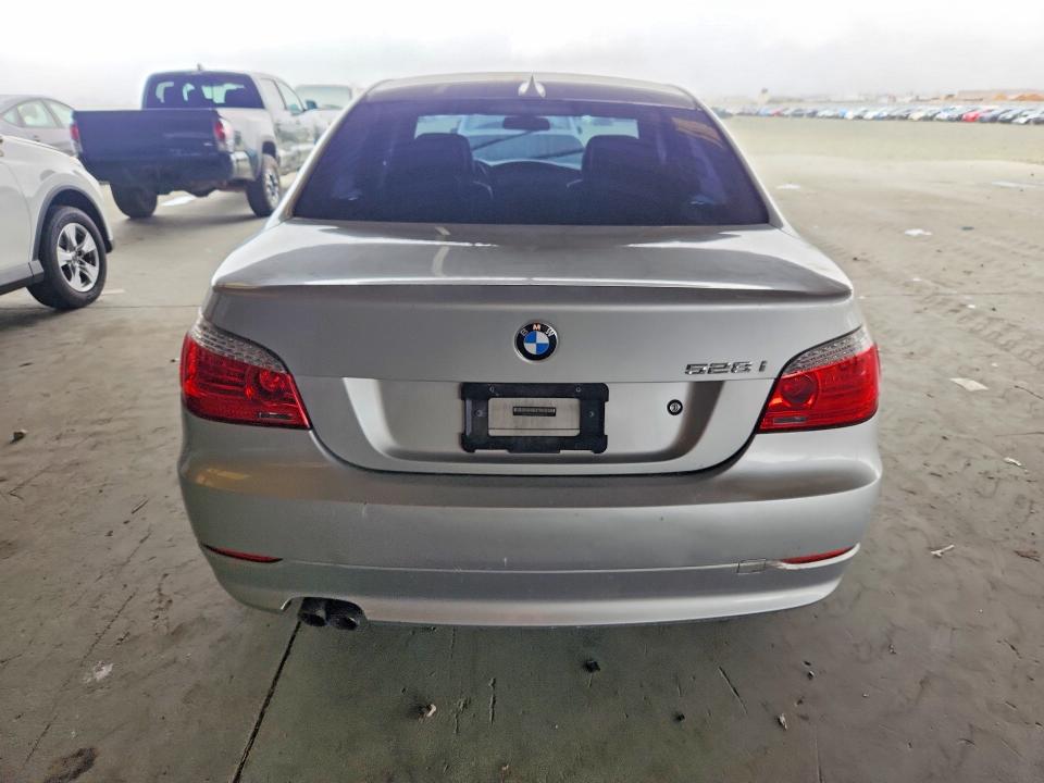 Продажа на аукционе авто 2010 Bmw 528, vin: WBANV1C57AC443232, номер лота: 67656356