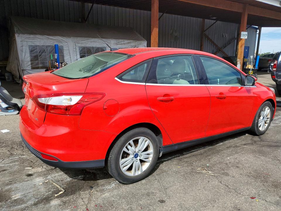 69109206 :رقم المزاد ، 1FAHP3H21CL225641 vin ، 2012 Ford Focus مزاد بيع