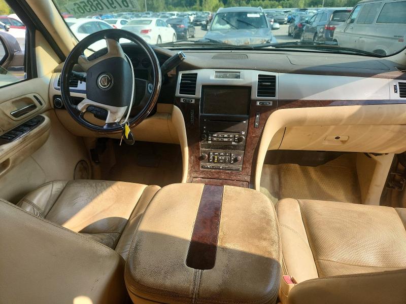 Продажа на аукционе авто 2007 Cadillac Escalade, vin: 1GYFK638X7R335985, номер лота: 67976856