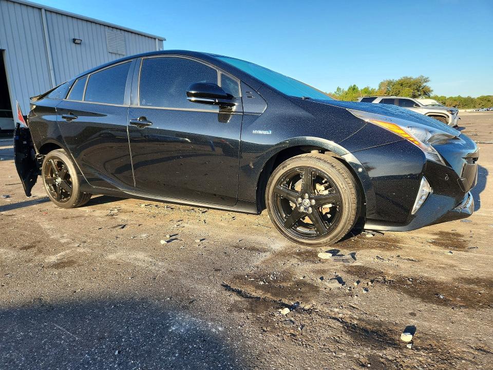 2017 Toyota Prius მანქანა იყიდება აუქციონზე, vin: JTDKARFU3H3035906, აუქციონის ნომერი: 69944136