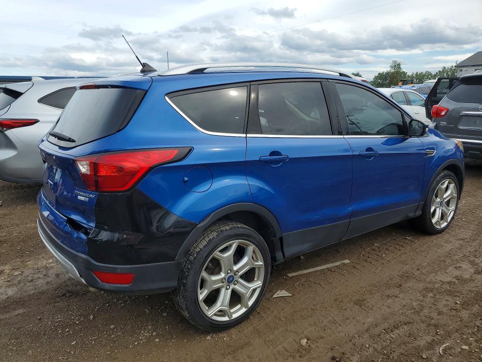 Продажа на аукционе авто 2019 Ford Escape, vin: 1FMCU9J90KUC50557, номер лота: 69667896