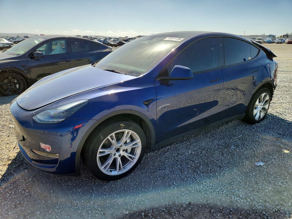 2023 Tesla Model Y მანქანა იყიდება აუქციონზე, vin: 7SAYGDED3PF947095, აუქციონის ნომერი: 70864576