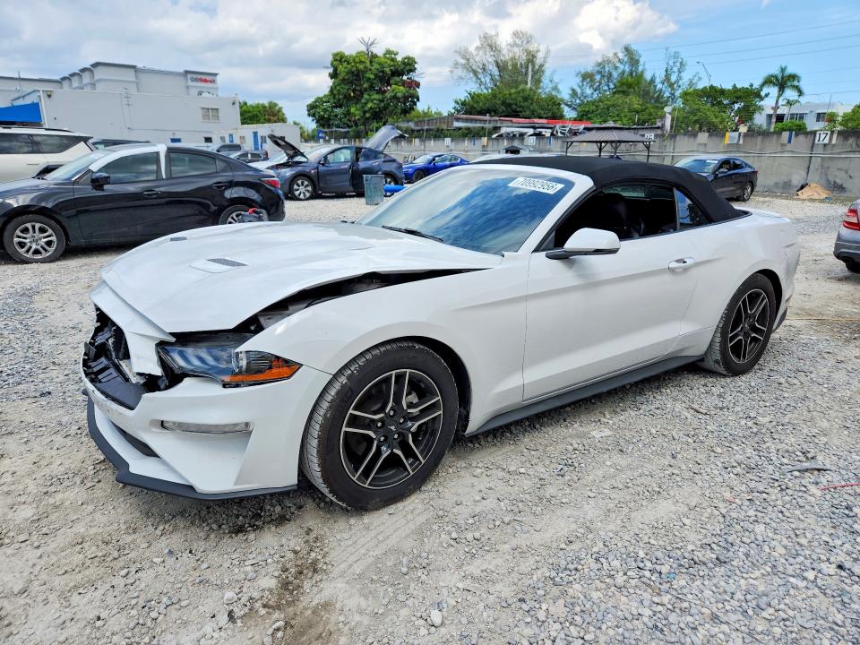 70992956 :رقم المزاد ، 1FATP8UH8L5161880 vin ، 2020 Ford Mustang مزاد بيع