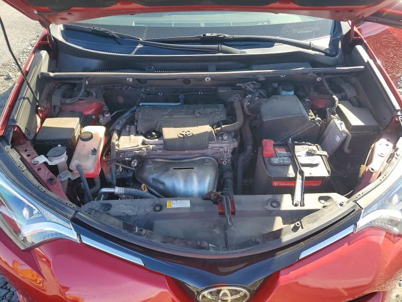 70103976 :رقم المزاد ، 2T3RFREV2HW678982 vin ، 2017 Toyota Rav4 مزاد بيع