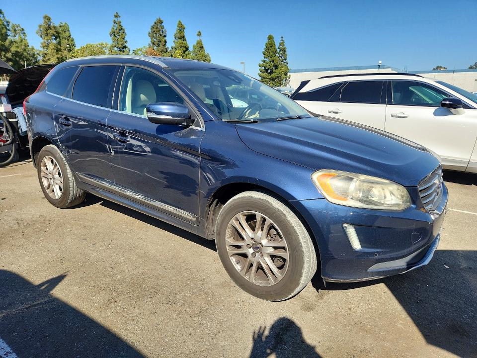 Продажа на аукционе авто 2015 Volvo Xc60, vin: YV440MDK6F2670232, номер лота: 69003546