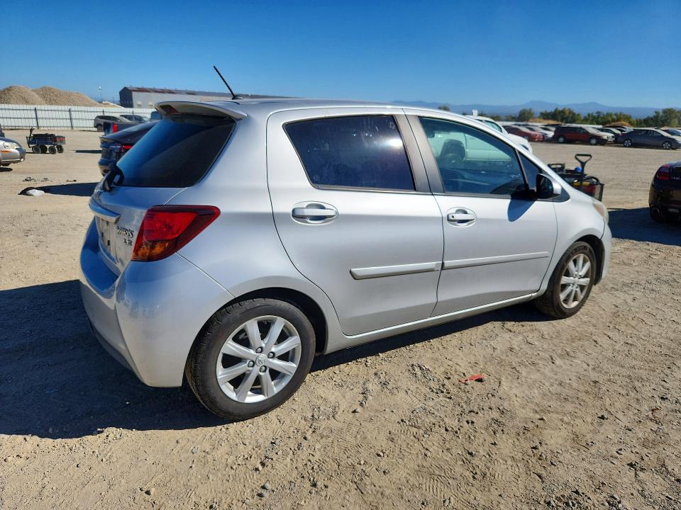 70864616 :رقم المزاد ، VNKKTUD35FA022730 vin ، 2015 Toyota Yaris مزاد بيع