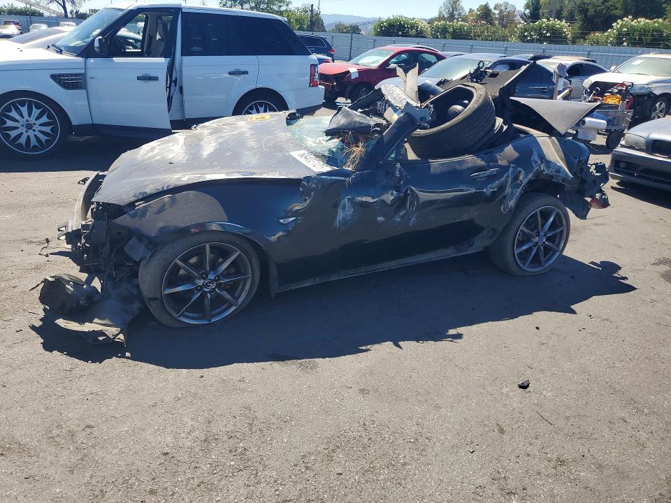 68403126 :رقم المزاد ، JM1NDAD74H0121326 vin ، 2017 Mazda Mx-5 Miata مزاد بيع