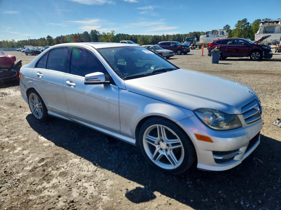 Aukcja sprzedaży 2013 Mercedes-benz C, vin: WDDGF4HB4DR266249, numer aukcji: 70328026