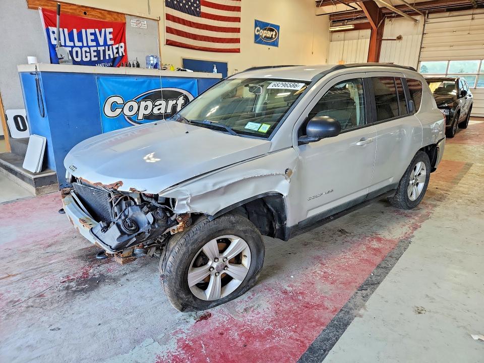 68296586 :رقم المزاد ، 1J4NF1FB8BD135784 vin ، 2011 Jeep Compass مزاد بيع