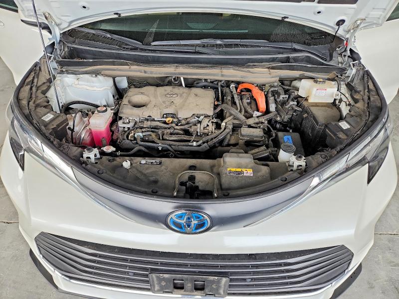 2021 Toyota Sienna მანქანა იყიდება აუქციონზე, vin: 5TDJSKFC6MS017271, აუქციონის ნომერი: 69044386