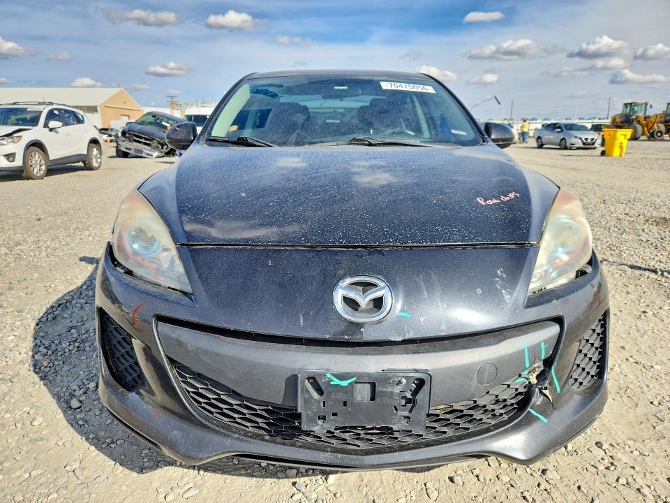 70475056 :رقم المزاد ، JM1BL1U72D1715486 vin ، 2013 Mazda 3 مزاد بيع