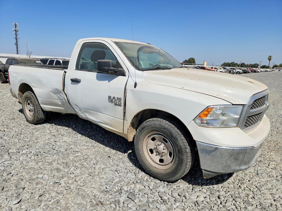 67414936 :رقم المزاد ، 3C6JR6DG7NG428114 vin ، 2022 Ram 1500 Classic مزاد بيع