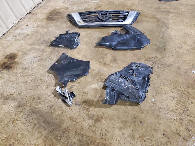 71086126 :رقم المزاد ، 5N1DR2MM7JC679258 vin ، 2018 Nissan Pathfinder مزاد بيع
