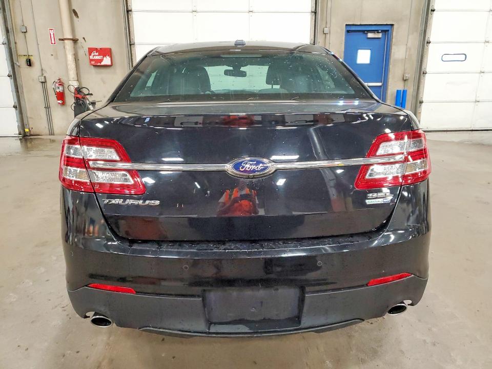 Продажа на аукционе авто 2016 Ford Taurus, vin: 1FAHP2H83GG113520, номер лота: 68968666