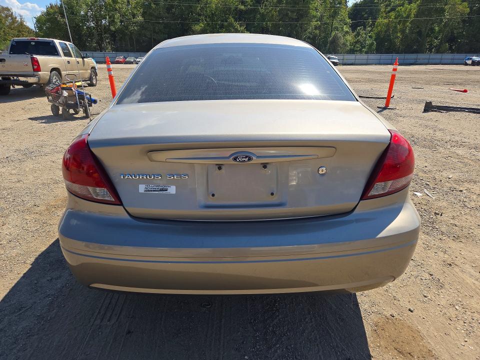 2004 Ford Taurus მანქანა იყიდება აუქციონზე, vin: 1FAFP55274A173551, აუქციონის ნომერი: 70643066