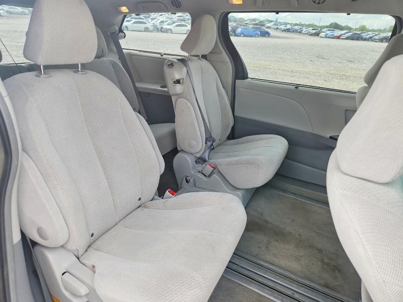 Aukcja sprzedaży 2013 Toyota Sienna, vin: 5TDKK3DC3DS352551, numer aukcji: 70045896