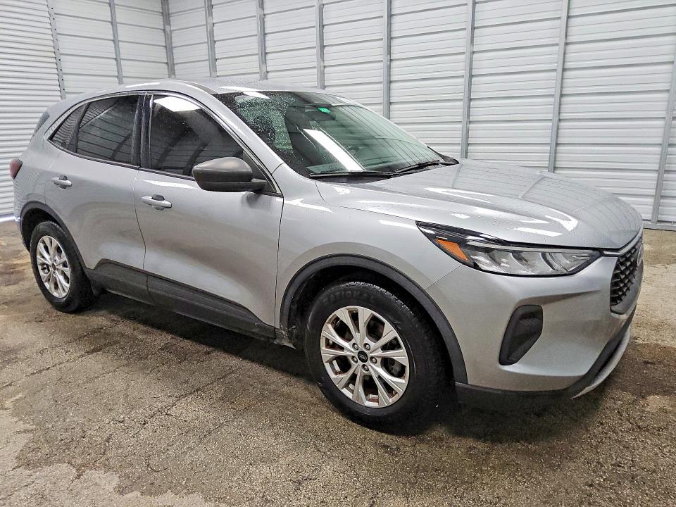 70085196 :رقم المزاد ، 1FMCU0GN0PUA20590 vin ، 2023 Ford Escape مزاد بيع