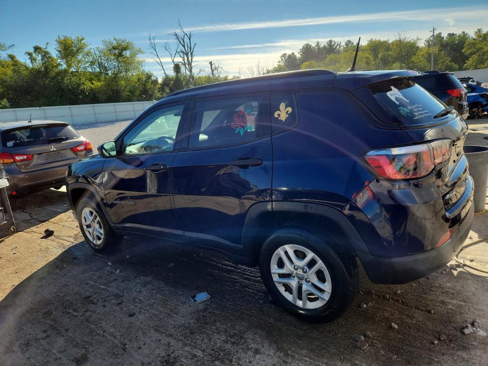 70442876 :رقم المزاد ، 3C4NJDAB6JT126717 vin ، 2018 Jeep Compass مزاد بيع