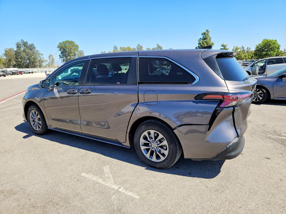 2024 Toyota Sienna მანქანა იყიდება აუქციონზე, vin: 5TDKRKEC5RS202887, აუქციონის ნომერი: 67889686