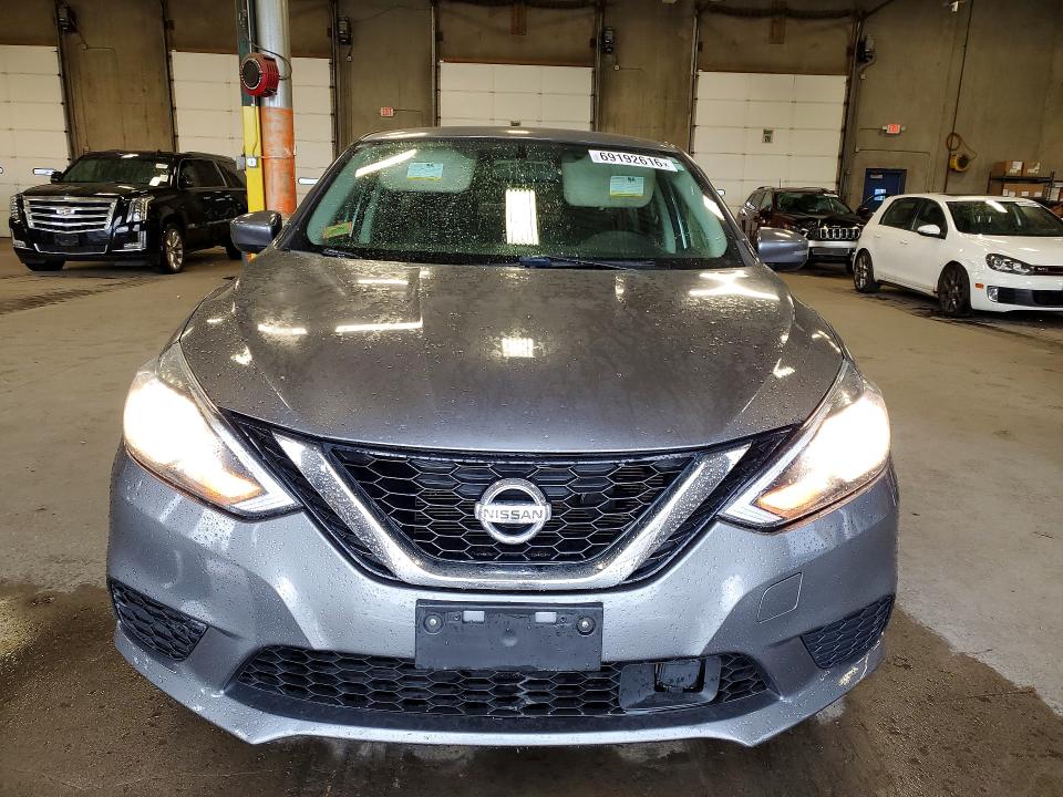 Продажа на аукционе авто 2018 Nissan Sentra, vin: 3N1AB7AP9JY217091        , номер лота: 69192616