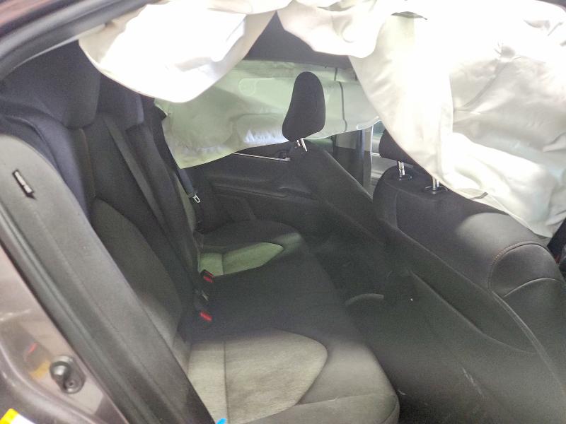 Продажа на аукционе авто 2018 Toyota Camry, vin: 4T1B11HK7JU062566, номер лота: 65881046