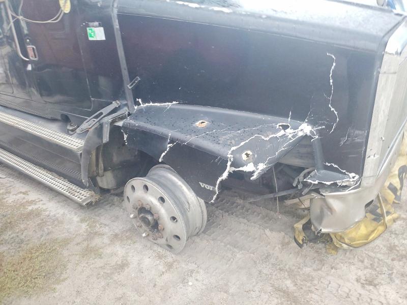 1997 Volvo Aero მანქანა იყიდება აუქციონზე, vin: 4VGWDARH9VN745263, აუქციონის ნომერი: 69866446