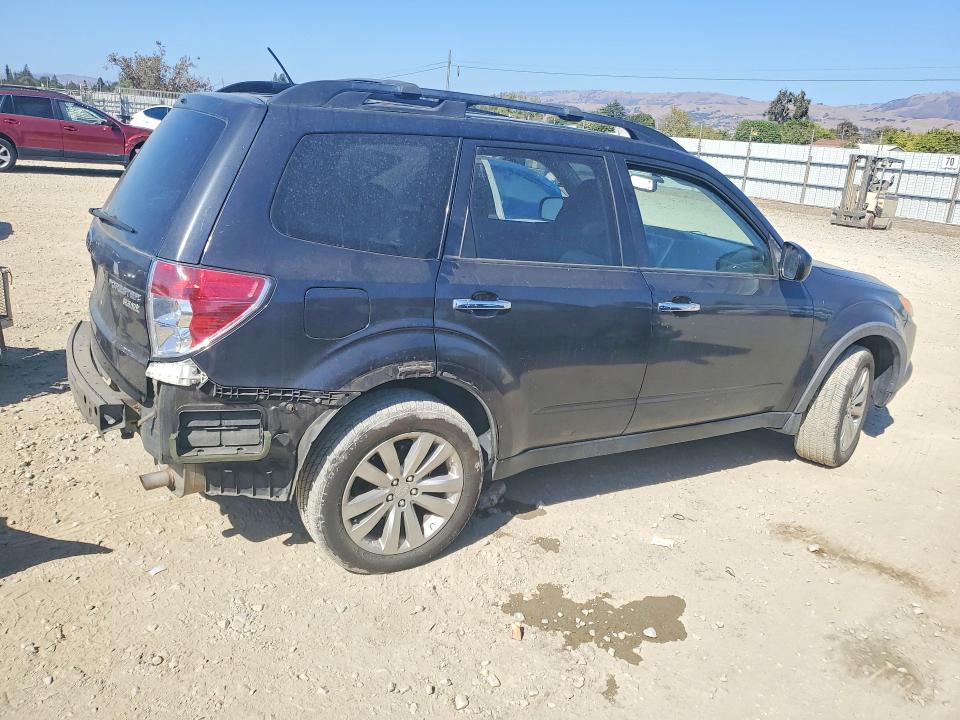 70540256 :رقم المزاد ، JF2SHADC4BH743309 vin ، 2011 Subaru Forester مزاد بيع