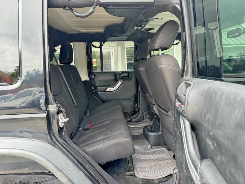 71228526 :رقم المزاد ، 1C4BJWFG8HL625897 vin ، 2017 Jeep Wrangler Unlimited مزاد بيع