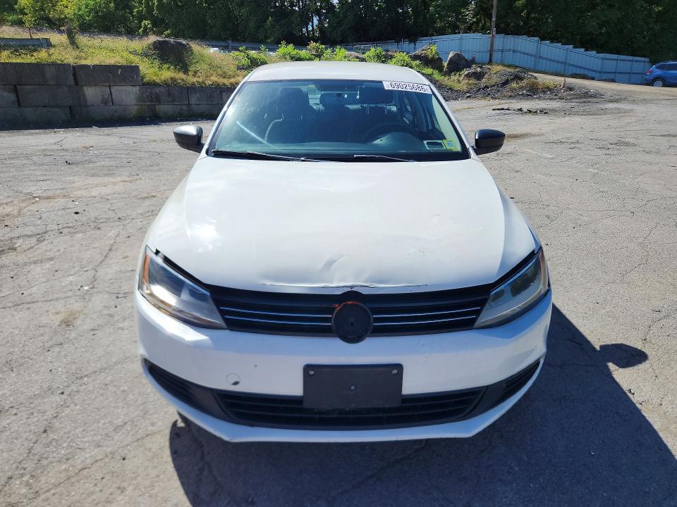 69025686 :رقم المزاد ، 3VW2K7AJ1EM207419 vin ، 2014 Volkswagen Jetta مزاد بيع