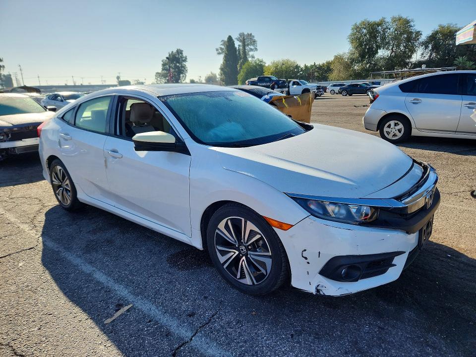 Продажа на аукционе авто 2018 Honda Civic, vin: JHMFC1F34JX039013, номер лота: 70183286